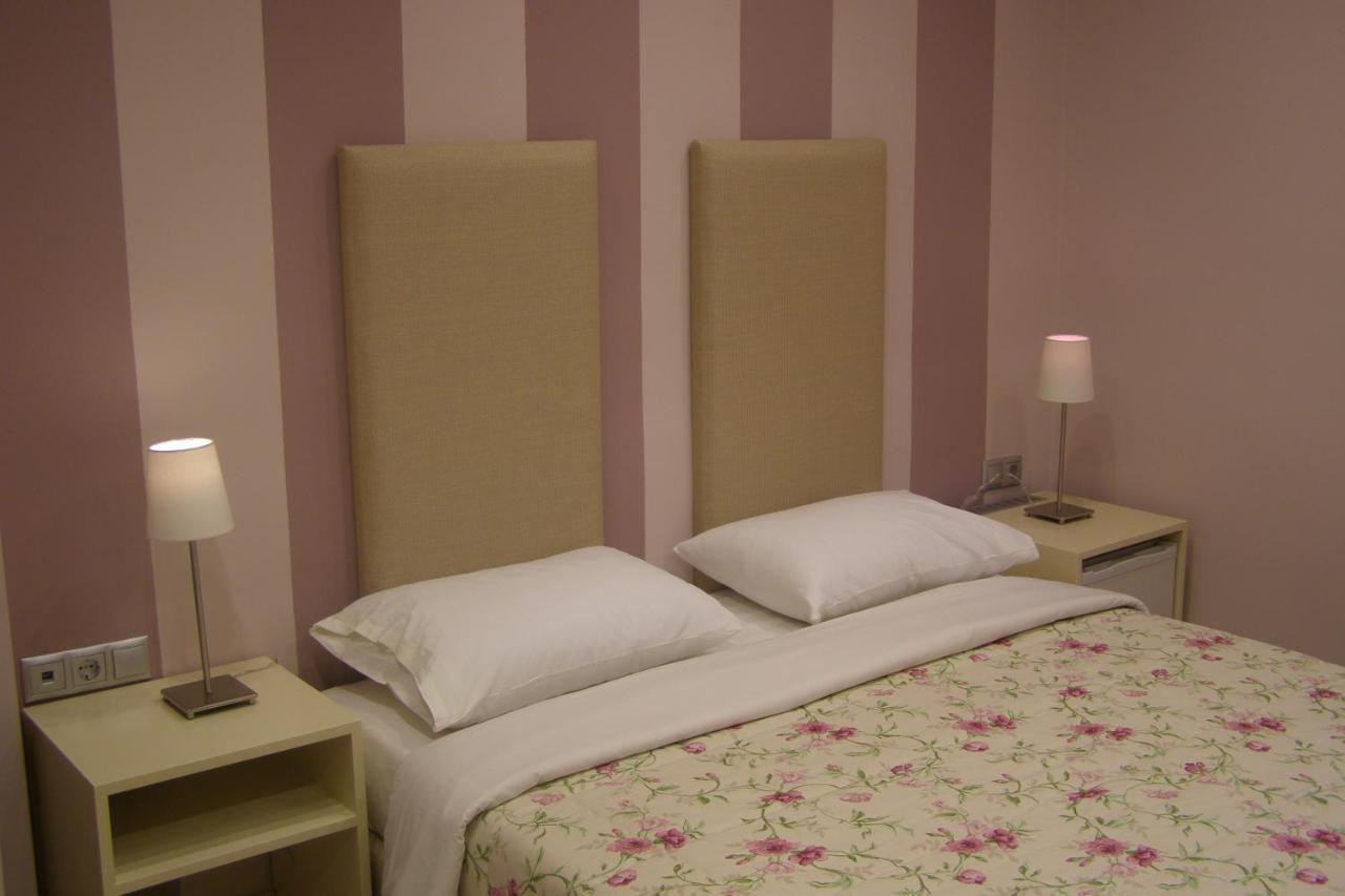 Room "Butterfly" In A Neoclassical House Καστοριά Εξωτερικό φωτογραφία